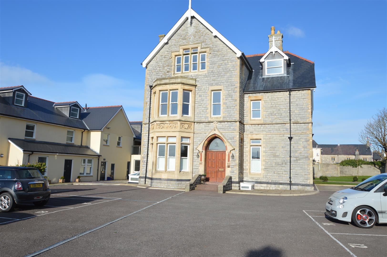2 St Illtyds , Colhugh Street, Llantwit Major,CF61 1RE